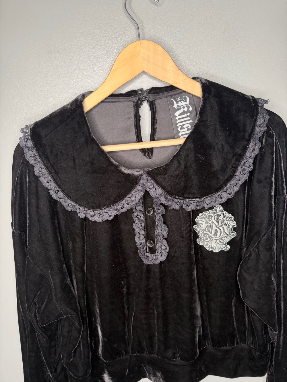 KILLSTAR Black Velvet Peter Pan Collar Lace Trimmed Blouse - Picture 4 of 12